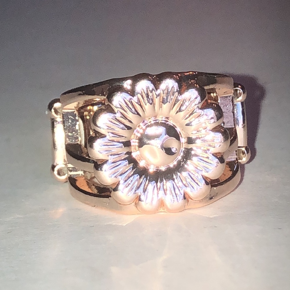 Floral Sunburst Gold Tone Boho Flower Ring